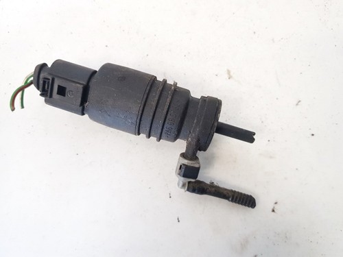 1j0973722 Waschwasserpumpe, Scheibenreinigung  Volkswagen Golf DE1367591-45