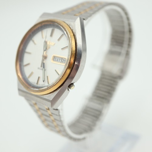 Vintage Pulsar Mens Watch 35mm Gold Tone White Day Date Y513-6059 w New Battery - Picture 12 of 22
