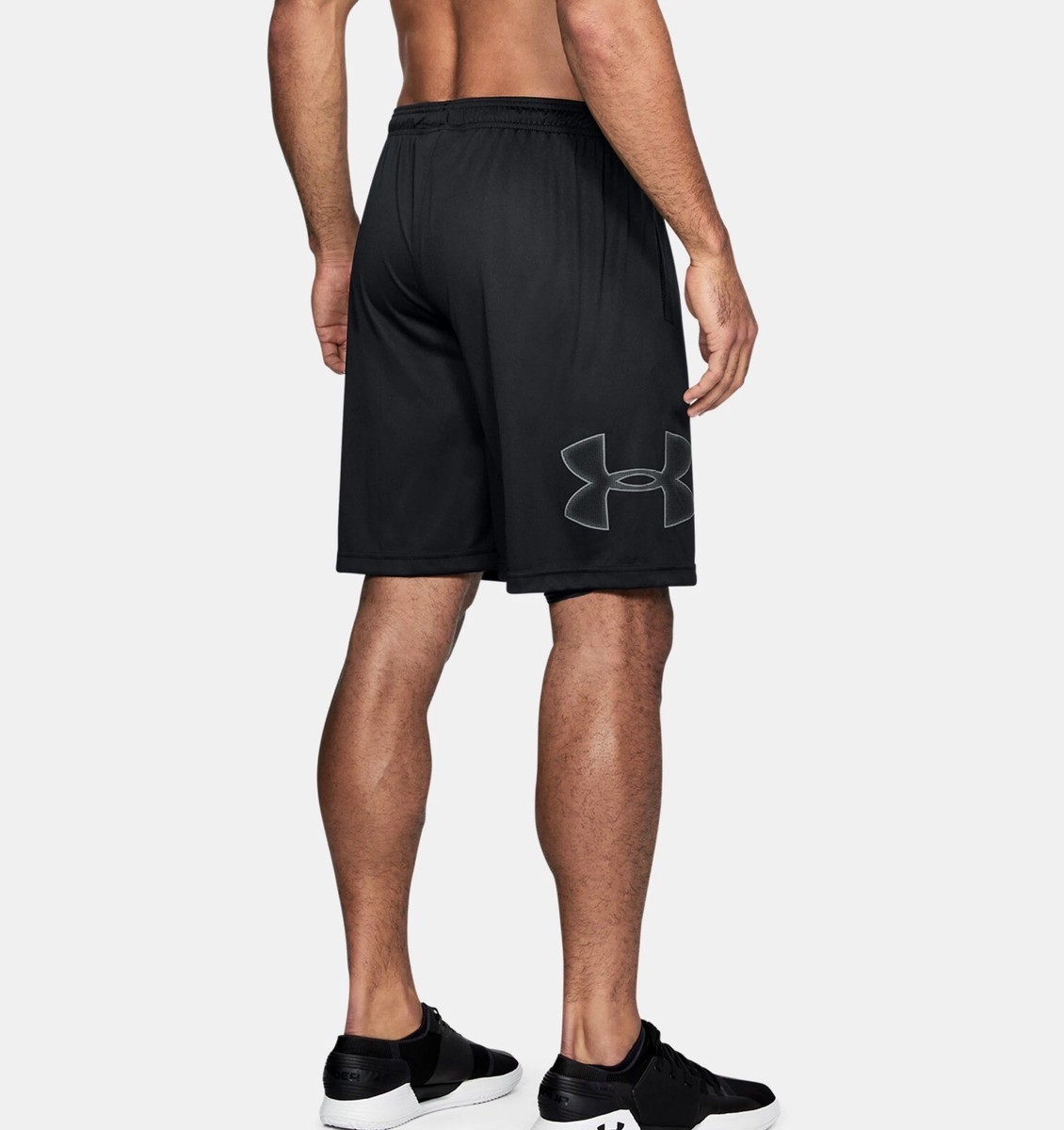 Under Armour 1306443001 Black Size XL Mens Graphic Shorts Loose