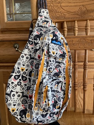 rolling trunk luggage