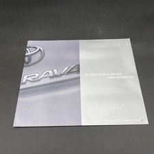 2005 TOYOTA RAV 4 DEALER SHOWROOM FOLDOUT SALES BROCHURE CATALOG BOOKLET