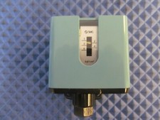 NOS SMC Pressure Switch IS300-02 for Mori Seiki U40015A