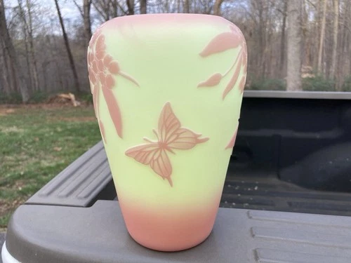 Gorgeous Vintage Fenton Sand Carved Vase / Kelsey Murphy / Butterfly Floral
