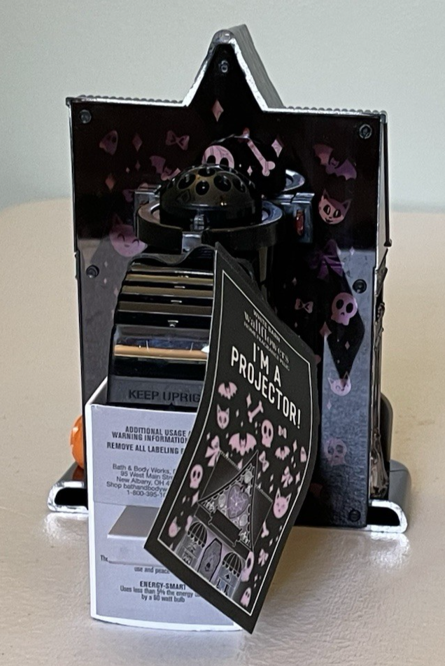 ハロウィン　プロジェクター　バスアンドボディワークス　ウォールフラワー BATH & BODY WORKS 2021 HALLOWEEN HAUNTED HOUSE WALLFLOWER