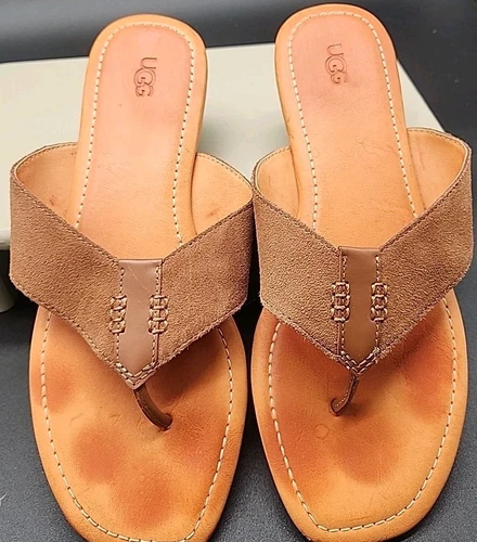 Sandali infradito UGG donna Carey slip on morbidi scamosciati castagno taglia US 11