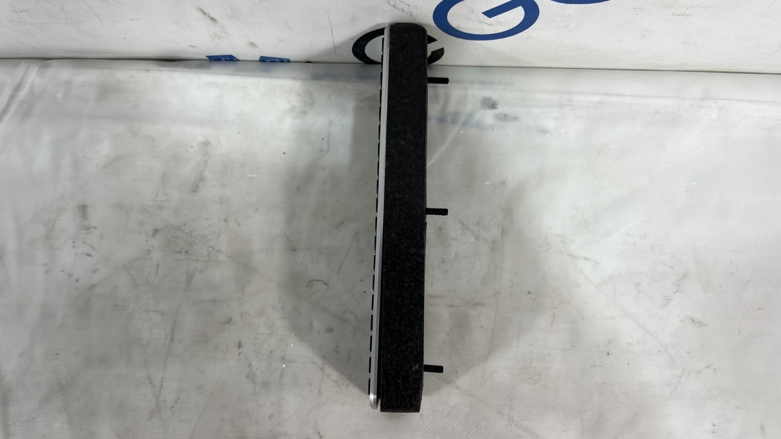 2011 ASTON MARTIN V8 VANTAGE 4G43044J09AC Cover for foot support OEM