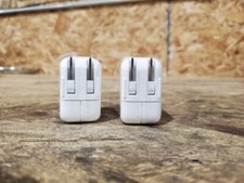 Apple Power Adapter 10 Watt USB A1357 White 2010 50-60 Hz b90 Lot Of 2