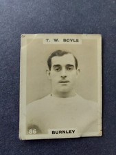 Pinnace Football Cigarette Card - #086 T W Boyle - Burnley
