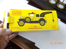 NIOB Eastwood Automobilia Limited Ed. 1/25 Scale 1931 Ford Wrecker Truck Bank