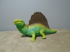 GREENBRIER INTERNATIONAL 3  X 6  SPINOSAURUS DINOSAUR FIGURE MA274 