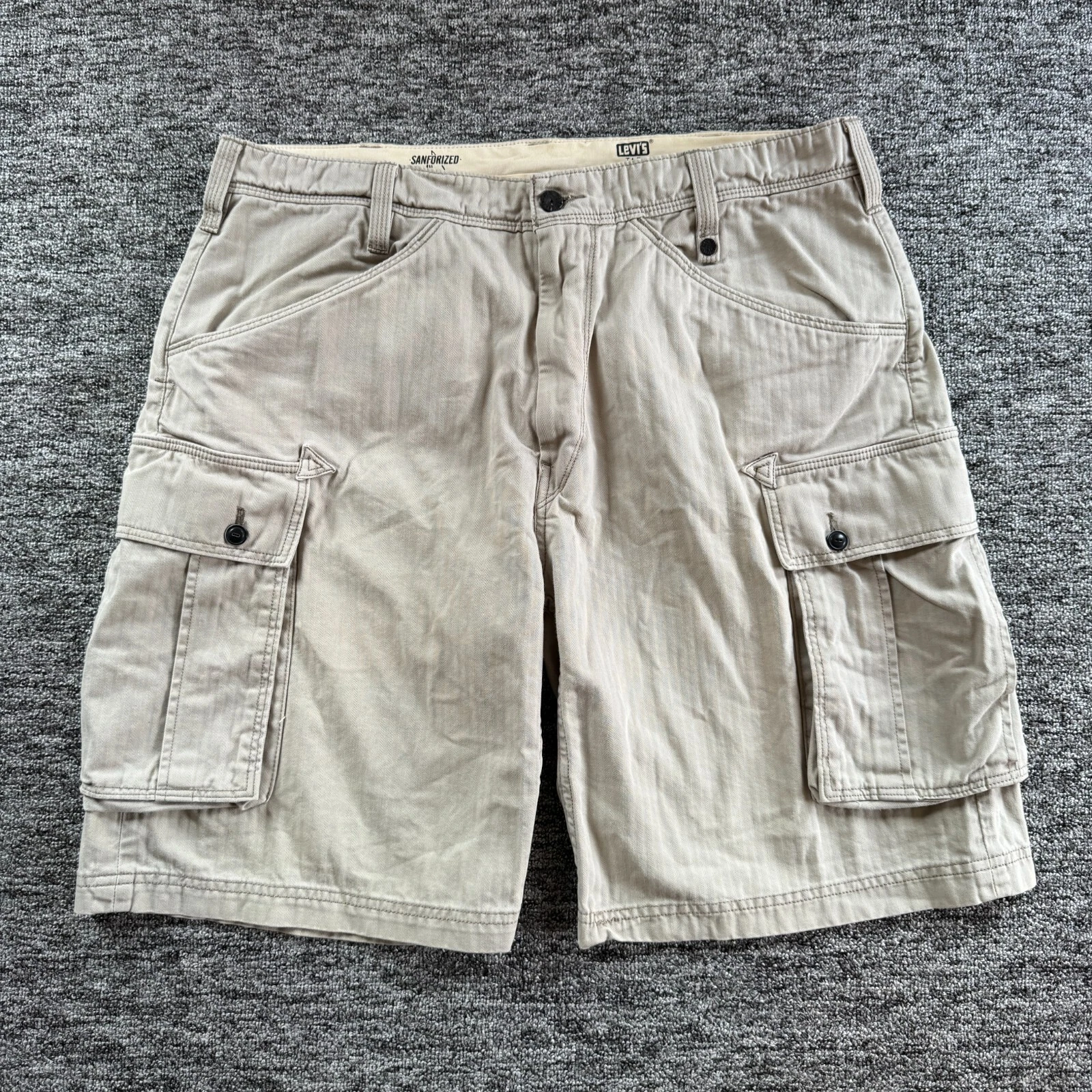 Levis Cargo Shorts Mens W36 Beige Tab Twill Sanforized Utility Combat Workwear