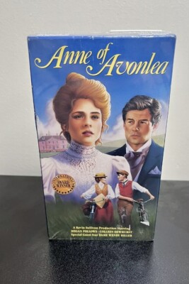 Anne of Avonlea (VHS, 1996, 2-Tape Set)