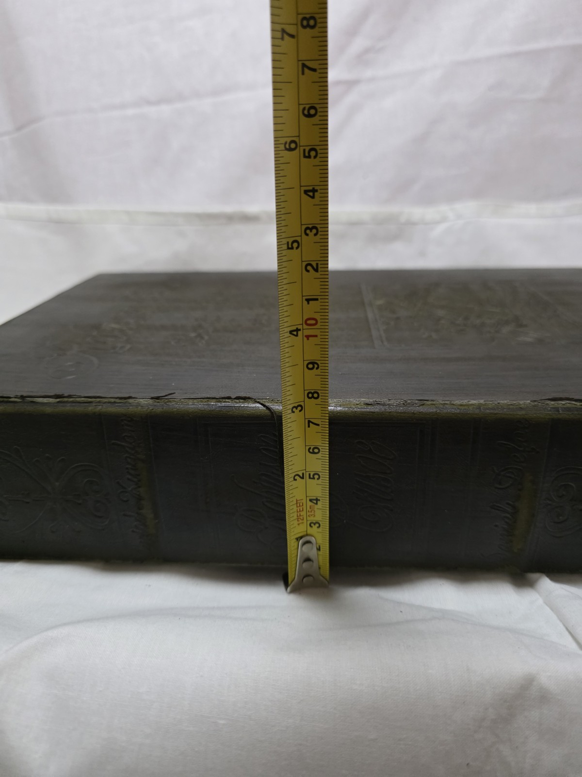 Vintage Faux Book Storage Box Hidden Compartment Home Decor