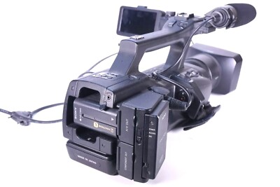 SONY CAMCORDER NEX-EA50U BLACK USED WITH ACCESORIES