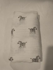 Amazing Baby 123 Swaddle Baby Blanket White Gray Zebras Cotton Size 46"x43"