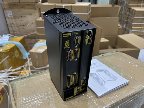 1PC NEW IN BOX PARKER 9000P1U2M0 MOTOR DRIVE ACR9000