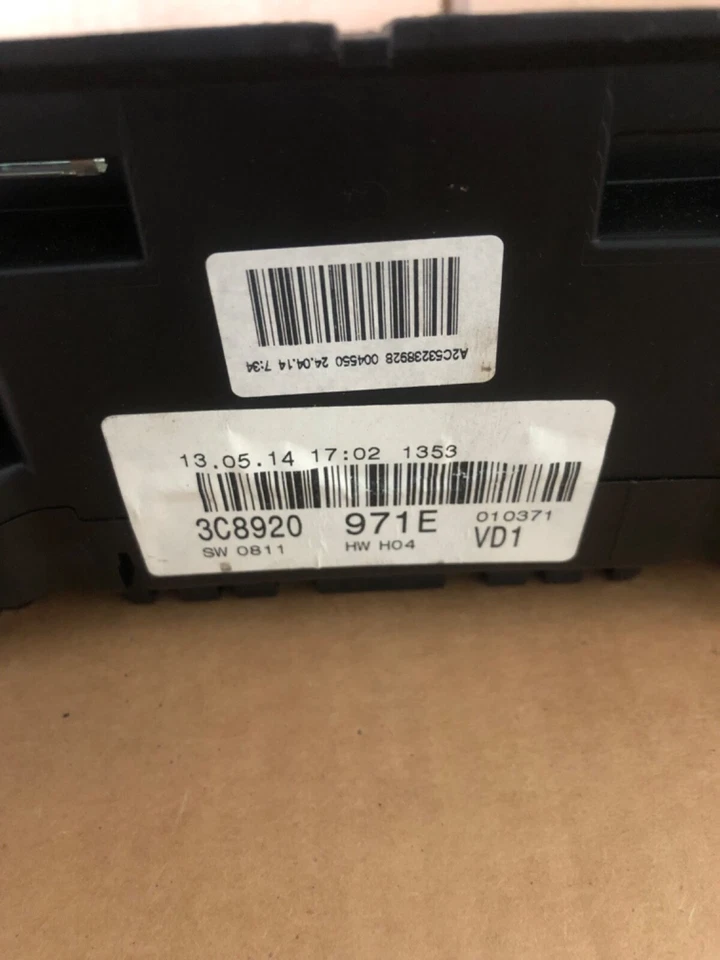 Cuadro de instrumentos velocímetro Volkswagen CC 2013-2017 millas 3C8920971E Foto 2 de 3