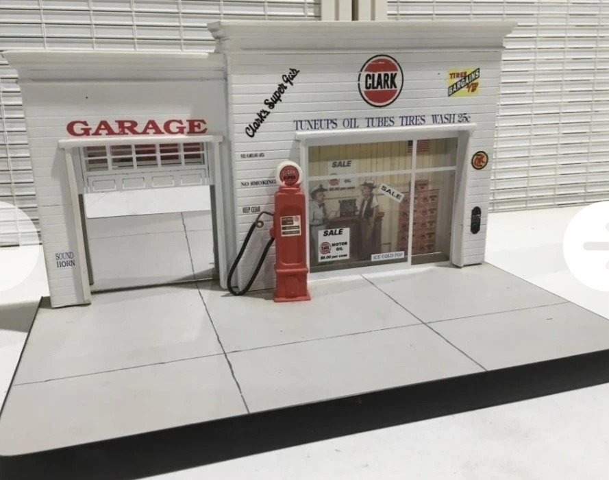 ミニカー American Diorama 1:24 Gas Station Dioram Old American Gas Station 1:24 on Route 66 Gas Station - Laser Cut