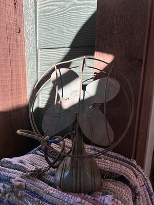 #ad MCM Electric Desk Fan Non Working Needs New Wiring Vintage $29.99