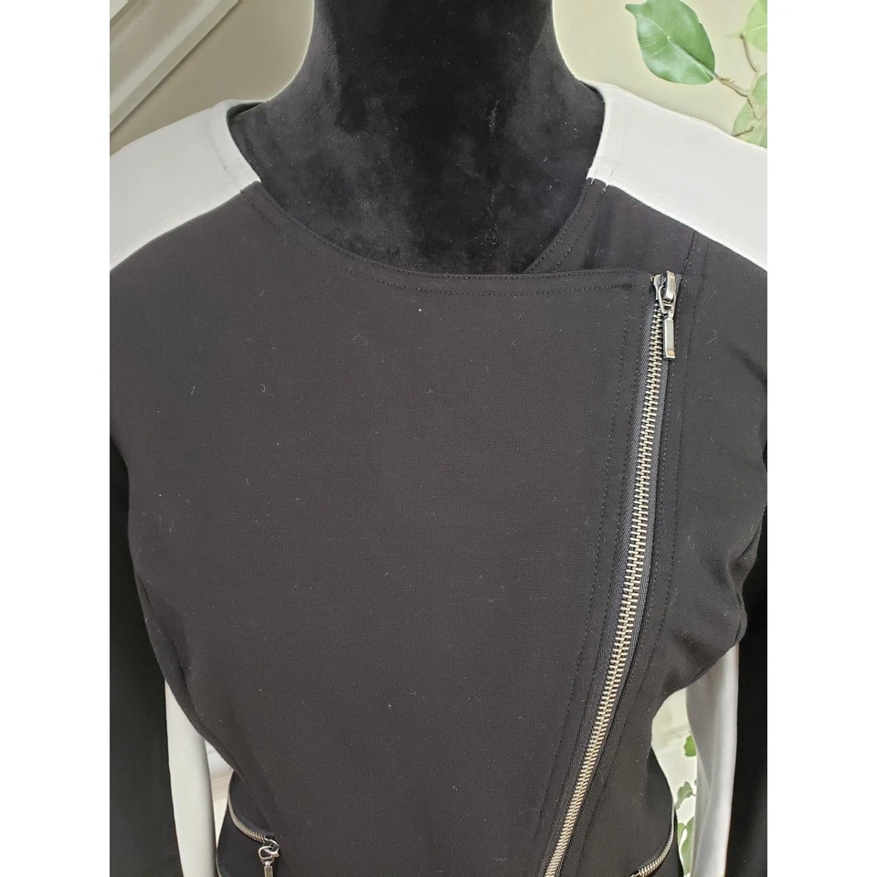 Chaqueta Moto INC International Concepts Negra Blanca L Estilo Cremallera Asimétrica Foto 3 de 4