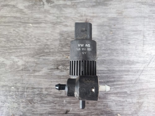 Waschwasserpumpe  VDO     VW AG     1J6955651