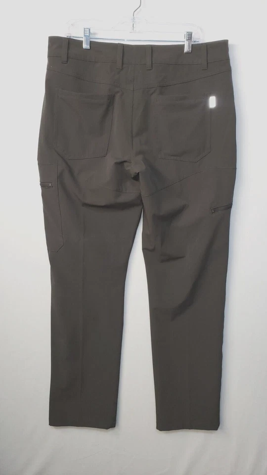 Pantalones Magellan para Hombres 35x32 Calce Clásico Absorbe Humedad Senderismo Carga Gris Foto 4 de 4