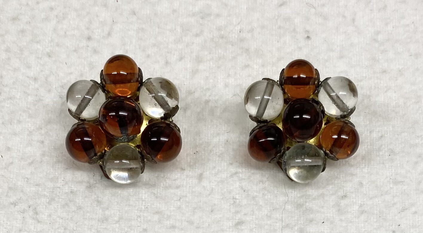 Vintage Made in Italy Italian Glass Clip Earrings Gem