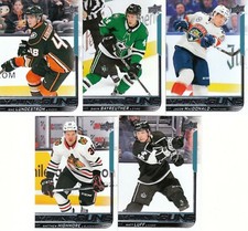 18/19 Upper Deck Series 2 Young Guns #464 Matthew Highmore - Chicago Blackhawks