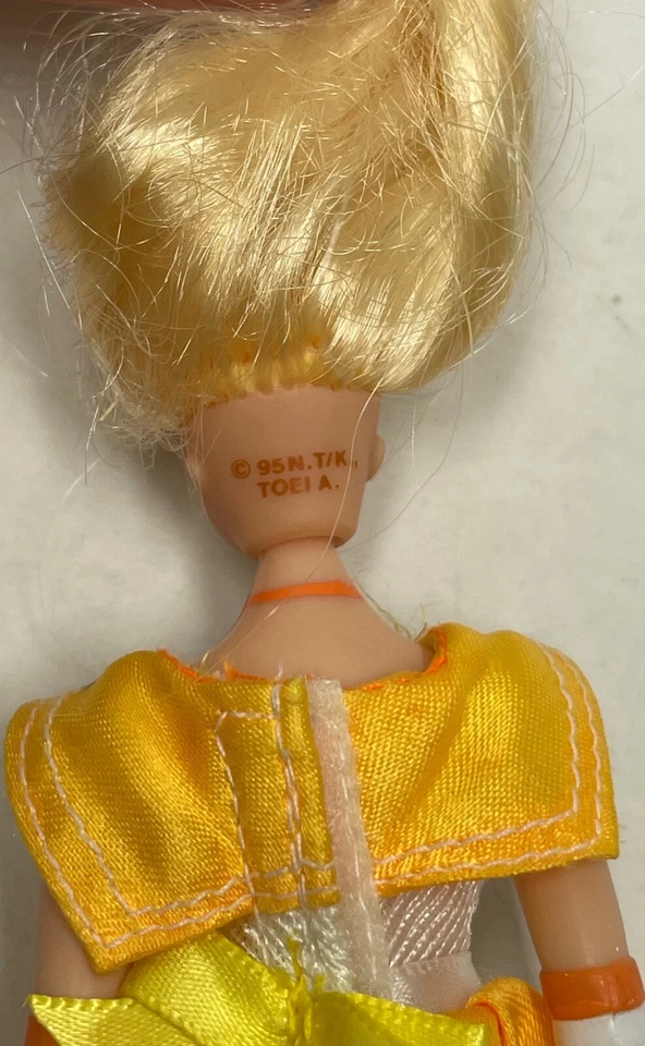 Sailor Moon Doll 6" Figure Collectible Vintage BANDAI 1995 — 第 4/4 张图片