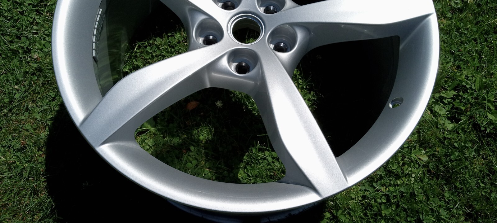 FERRARI Portofino Wheel_Tire_10 X 20 "_336551_Silver_GENUINE_Rear_Factory