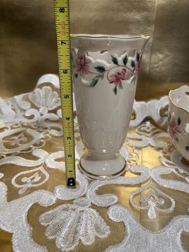 Lenox Barrington Collection Pierced Vase and 8” Bowel - Picture 6 of 6