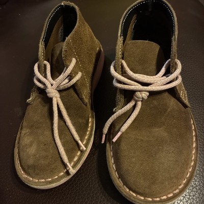 VELDSKOEN KIDS HARPER THE HIPPO Kids Brown Suede Boots with Pink Laces Read