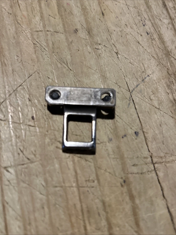 Sears Kenmore 158.17820 Sewing Machine Dog Feed & screws - Image 2 of 2