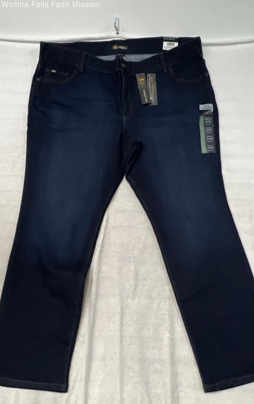 Lee Women's Flex Motion Straight Leg Jeans Dark Blue Mid Rise NWT Sz 24W Petite