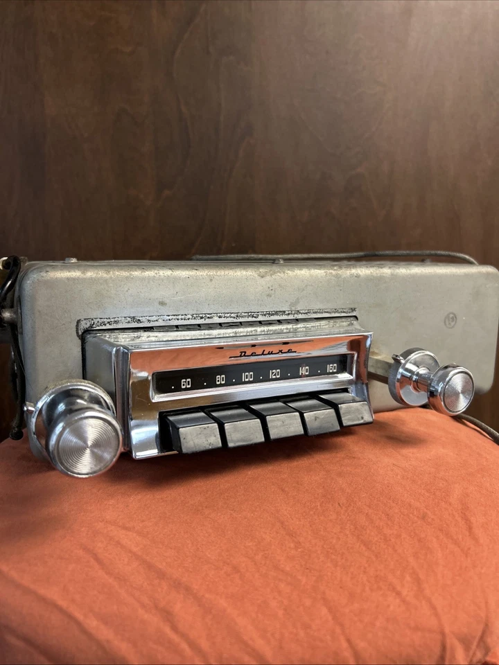 1953-55 Oldsmobile DeLuxe AM Push Button Radio 88 98 Fiesta Delco 982990 Factory - Image 4 of 4