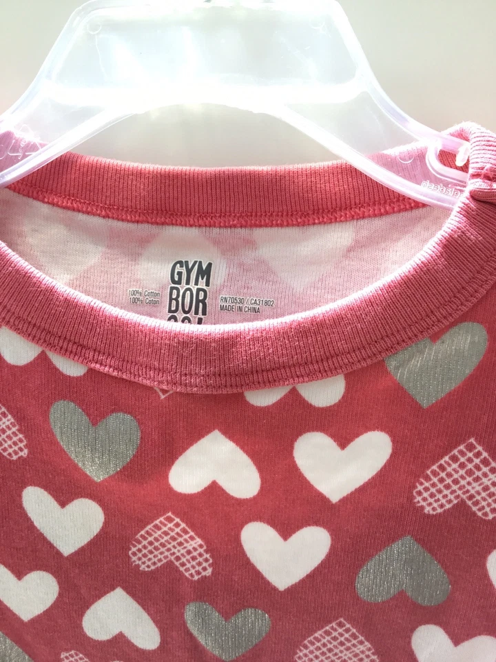 Conjunto de pijama Gymboree Allover Hearts para niñas talla 4 rosa profundo, plateado, blanco Foto 3 de 4