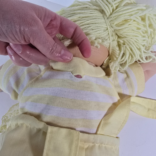 Vintage Cabbage Patch Doll Yellow Hair Blue Eyes Overalls Outfit Coleco 1982 CPK - Picture 16 of 17