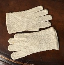 Vintage Crochet Little White Gloves Made In Italy Vintage Excellent Condition