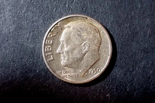 One  Roosevelt Dimes 90% Silver dated 1950D AU Cond ROOS 052