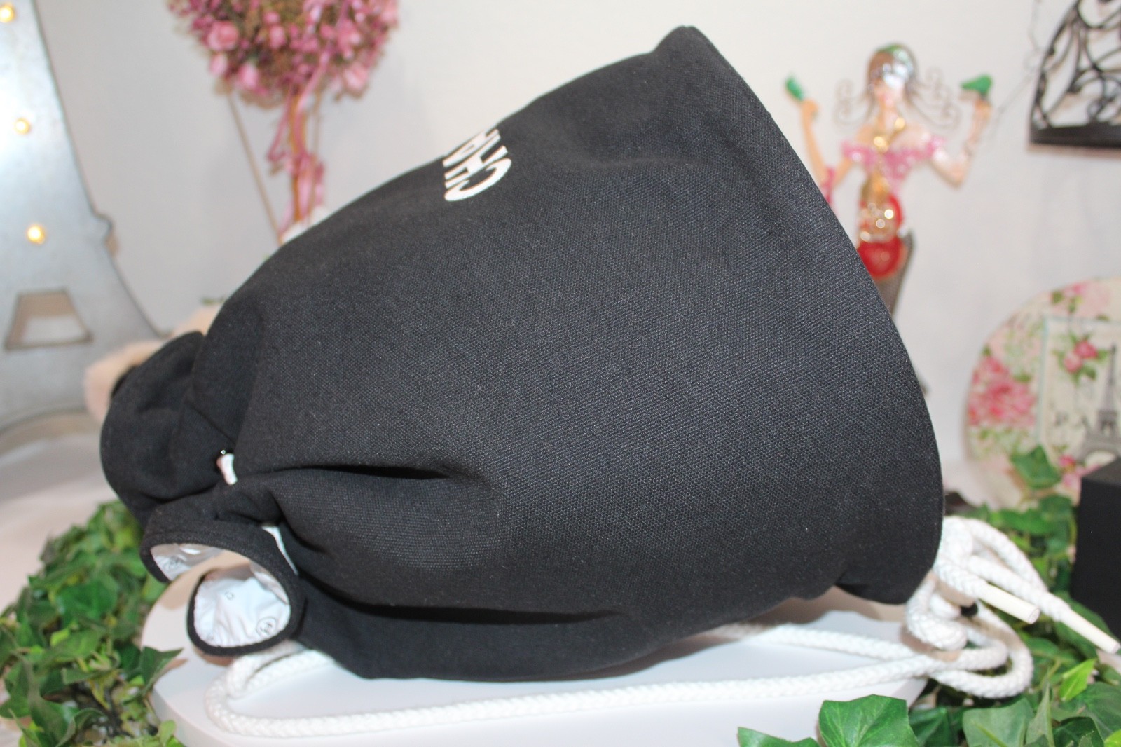 👛CHIC CHANEL BUCKET DRAWSTRING BACKPACK!👛 - image 16