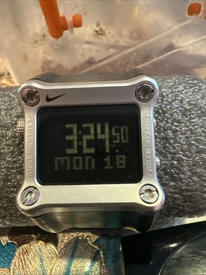 00s NIKE Hammer ハンマーウォッチ シルバー Archive Nike Timing Hammer WC0021 Men's Digital Watch - Battery for sale