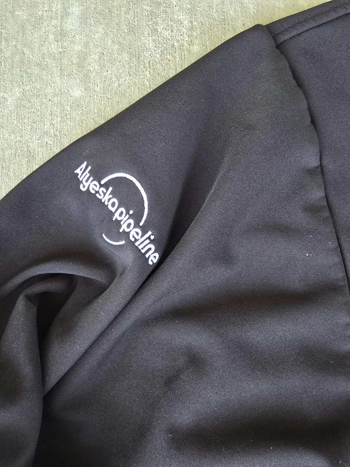 Copper River Fleece Kodiak Softshell Black Jacket with Salmon Pattern Trim Mens - product detail image 4