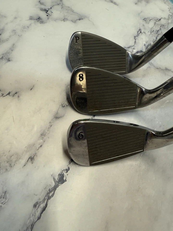 Club de golf UAS Kids 33• 6-8 y hierros de cuña de lanzamiento 57” en ultraligero WT-15 USADO EN EXCELENTE ESTADO Foto 4 de 4