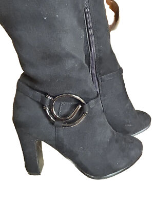 😎🖤ESTATE SALE Impo Olsen Sz M Black Faux Suede Knee High Boots NWOB 