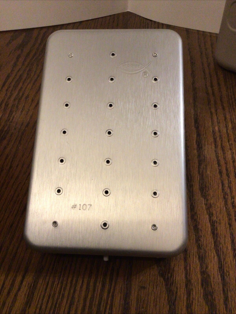 Perrine #107 Aluminum Fly Box w/60 Flies,mix dry/wet flies