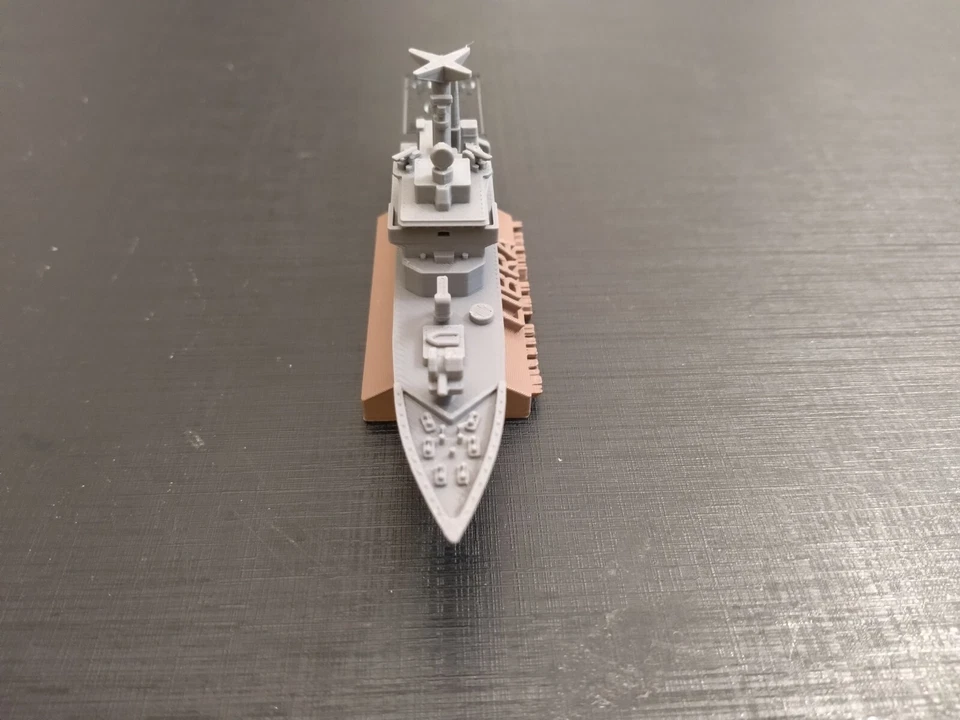 Modello Nave Marina Militare Libra 1:650 - Immagine 2 di 4