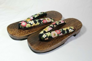 japanese wooden clog