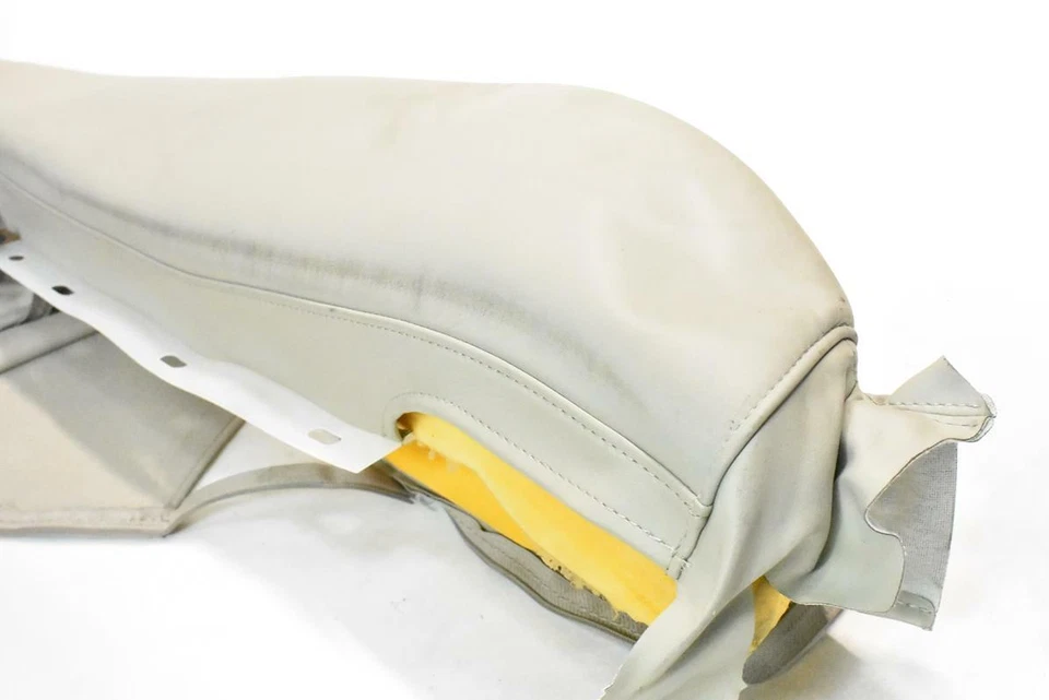 CADILLAC XLR 2004-2009 OEM PASAJERO DELANTERO DERECHO ASIENTO CUBIERTA CUERO Foto 2 de 4