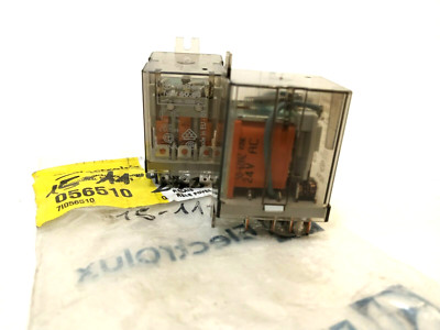 2x FINDER Leistungsrelais 60.63.8.230.0  10A 3CO ELECTROLUX ZANUSSI BREMA Relais