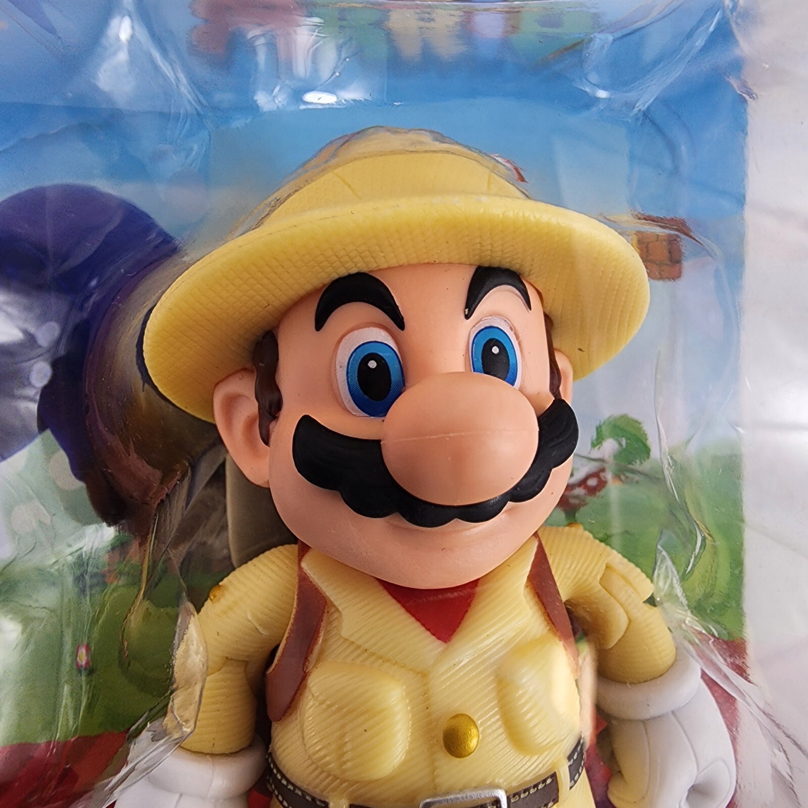 Super Mario Super Mario Odyssey Explorer Mario 4 Inch Action Figure (with  Blue Power Moon) 